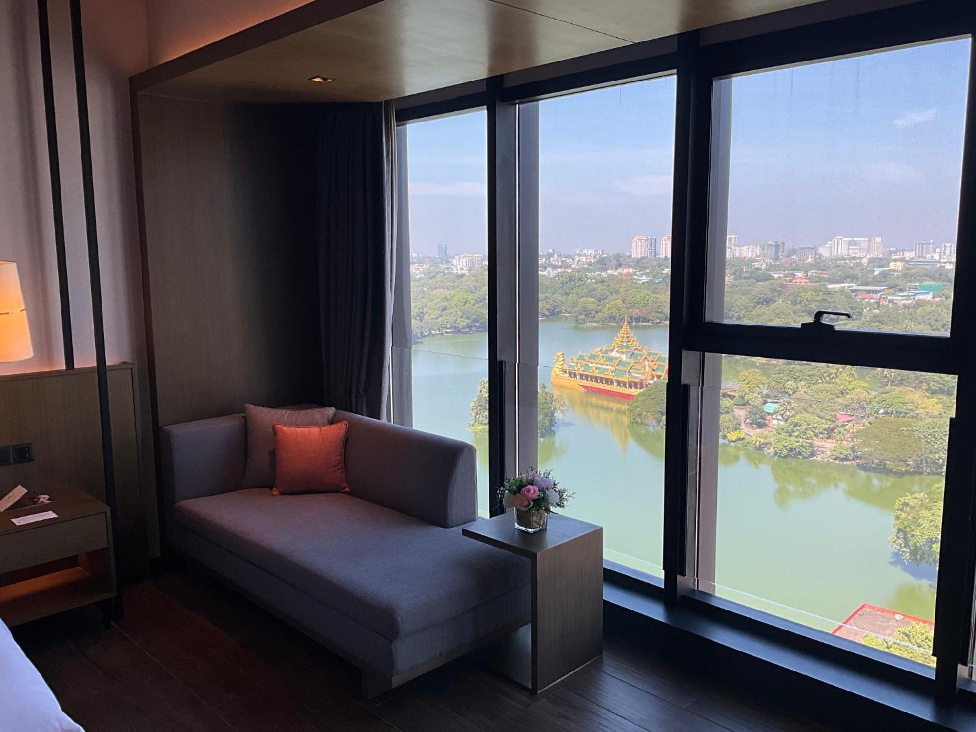 Wyndham Grand Yangon Exterior foto